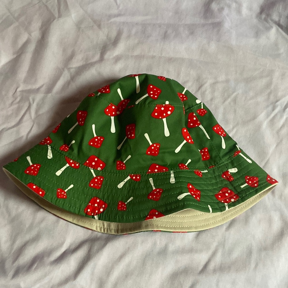 Reversible bucket hat girls